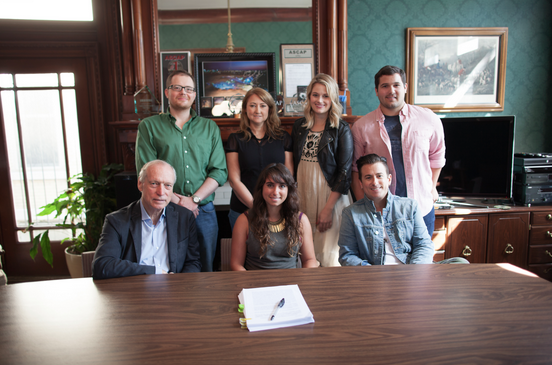 Pictured (L-R, front row): Major Bob's Bob Doyle, Vanderheym, and Major Bob's Jesse Frasure. (L-R, back row): Almon & McPike's Noah McPike, Major Bob's Tina Crawford, ASCAP's Beth Brinker, and Major Bob's Chandler Thurston)