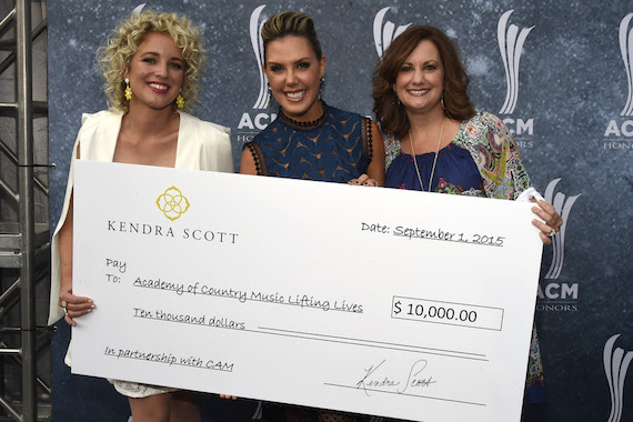 Pictured (L-R): Cam; Kendra Scott, Founder of Kendra Scott; Lori Badgett, ACM Lifting Lives President