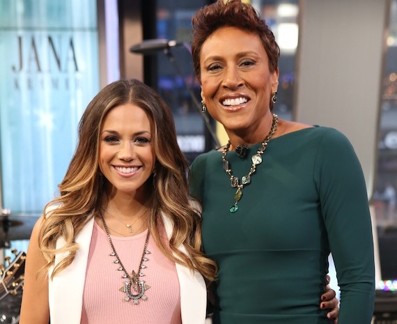 Jana Kramer and Robin Roberts