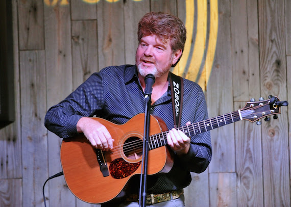 Mac McAnally performs at the ACM offices.