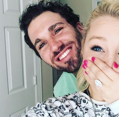 Photo: RaeLynn/Twitter.