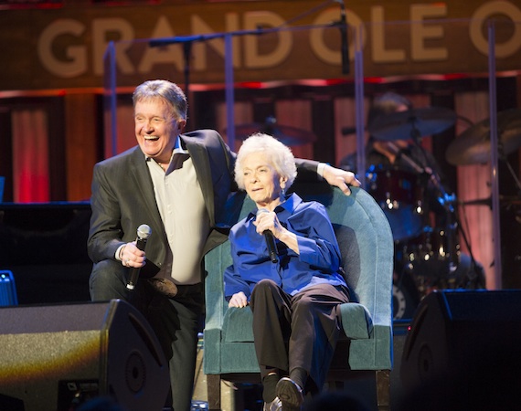 Bill Anderson and Jean Shepard. Photo: Chris Hollo.