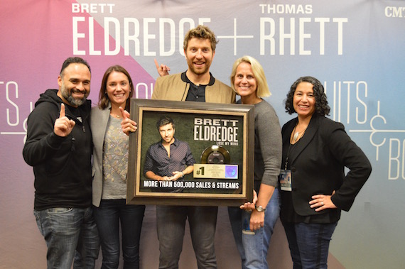 Pictured (L-R): Lou Ramirez, Regional Promotion Manager, WMN; Liz Kennedy, Director, Communications and Gold & Platinum Program, RIAA; Brett Eldredge; Meg Stevens, Senior Vice President, Programming, iHeartMedia DC/Baltimore; Michele Ballantyne, Executive Vice President, Public Policy and Industry Relations, RIAA. 