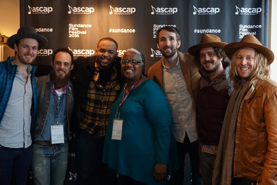 Pictured (L-R): Geoff Ice and Denton Hunker of Green River Ordinance, Madisen Ward and Ruth Ward of Madisen Ward & Mama Bear, and Green River Ordinance's Josh Jenkins, Joshua Wilkerson and Jamey Ice. Photo: Shore Fire Media