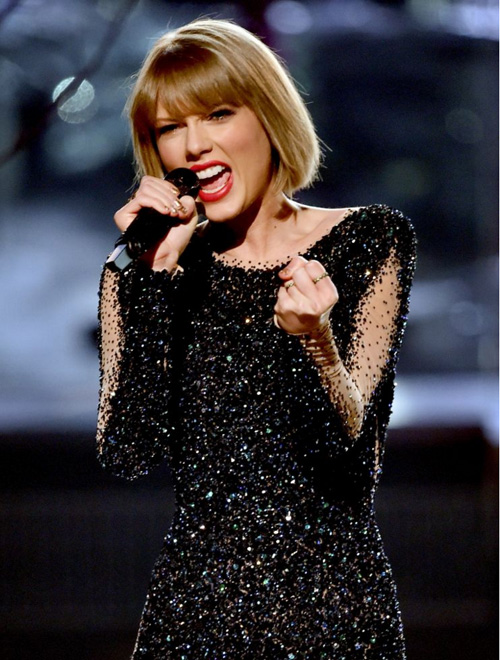 Taylor Swift performs. Photo: Kevin Winter/WireImage.com