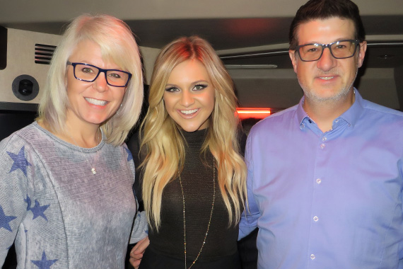 Pictured (L-R): Laurie Kapugi, Kelsea Ballerini, WUSNs Jeff Kapugi.