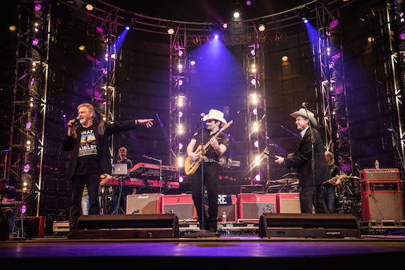 Brad Paisley with The Gatlin Brothers. Photo: Ben Enos