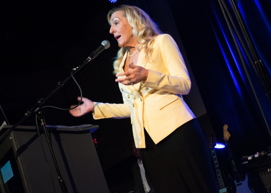 Renee Guyer Buchanan speaks at WHO KNEW: Women Who Rock. Photo: Autumn Haile