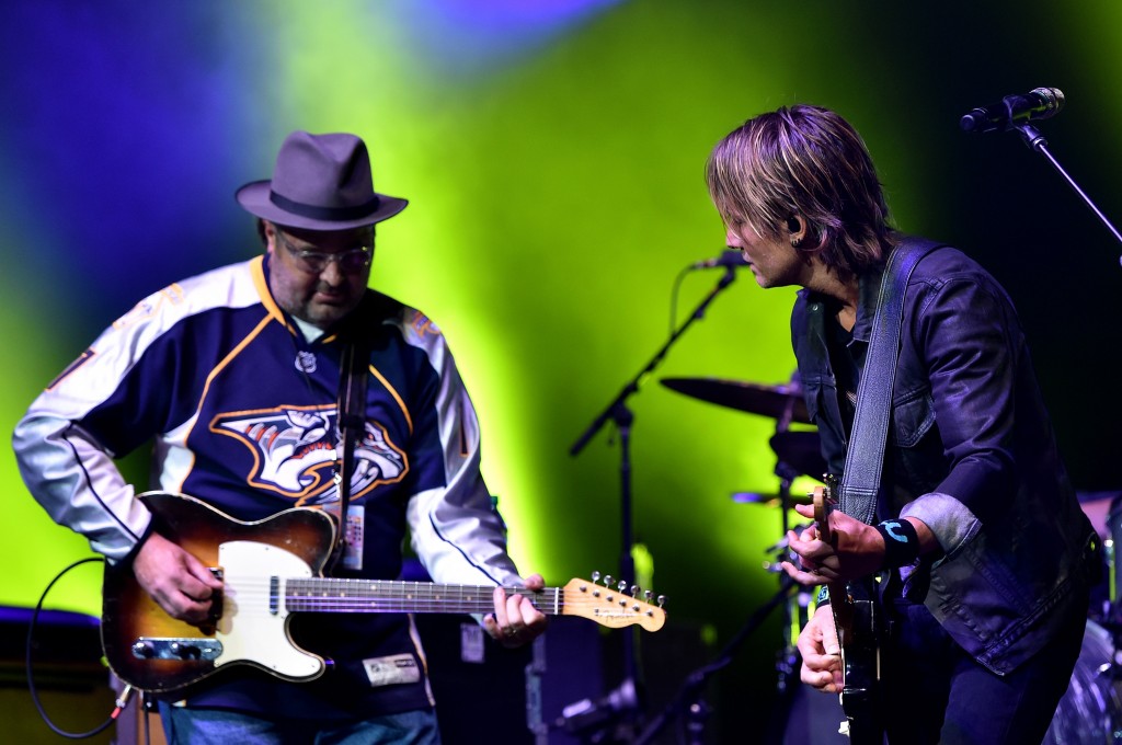  Vince Gill (L) and Keith Urban perform onstage during All For The Hall at the Bridgestone Arena on April 12, 2016 in Nashville, Tennessee. Photo: John Shearer/Getty Images for The Country Music Hall Of Fame & Museum.