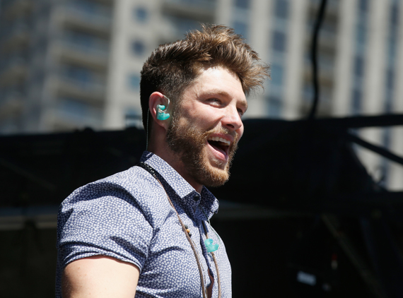 "LAS VEGAS, NEVADA - APRIL 02: Singer Chris Lane performs onstage at the 4th ACM Party for a Cause Festival at the Las Vegas Festival Grounds on April 2, 2016 in Las Vegas, Nevada. (Photo by Isaac Brekken/Getty Images for ACM)"