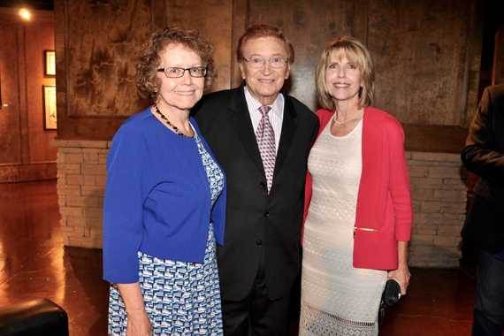 Harold Bradley (center) with daughters Beverly Bradley and Bari Bradley Brooks