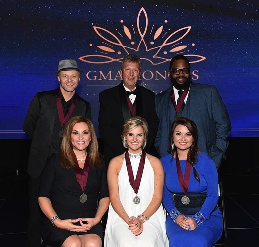 Pictured (L-R, Back): Jason Nelon, Howard Rachinski, Hezekiah Walker; (L-R, Front) Kelly Nelon, Autumn Nelon and Amber Nelon. Photo: Jason Davis/Getty Images for GMA