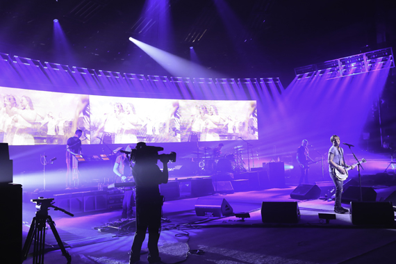 Keith Urban Ripcord Rehearsal. Photo: Moments By Moser Photography