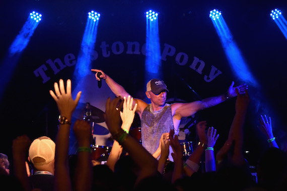 Kenny Chesney performs a private concert to celebrate the launch of his "No Shoes Raido" on SiriusXM at The Stone Pony on May 12, 2016 in Asbury Park, New Jersey. Photo: Mike Coppola/Getty Images for SiriusXM