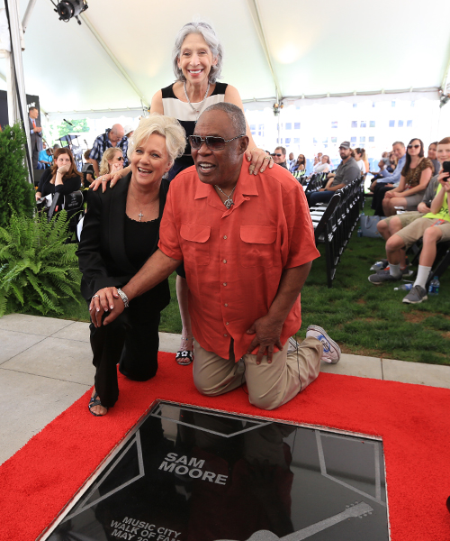 Pictured (L-R): Connie Smith, Sam Moore's wife Joy, Sam Moore.