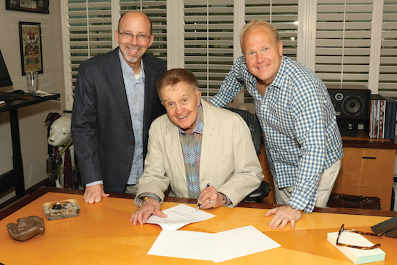 Pictured (L-R): Terry Wakefield, Sr. VP Creative, Sony/ATV; Bill Anderson; Troy Tomlinson, President/CEO, Sony/ATV 