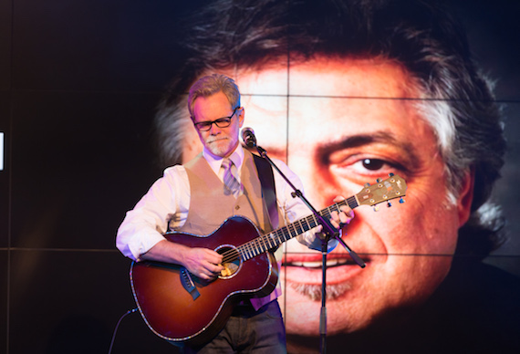 Steven Curtis Chapman honors former BMI executive Joe Moscheo. Photo: Steve Lowry