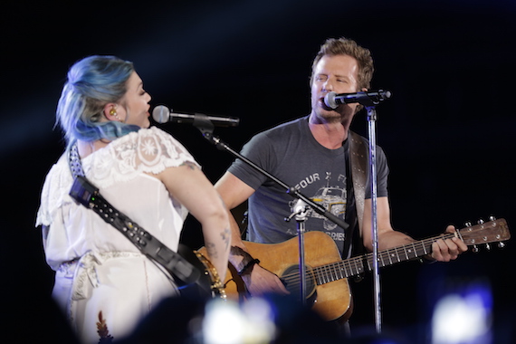 Elle King with Dierks Bentley. Photo: Dustry Draper/CMA