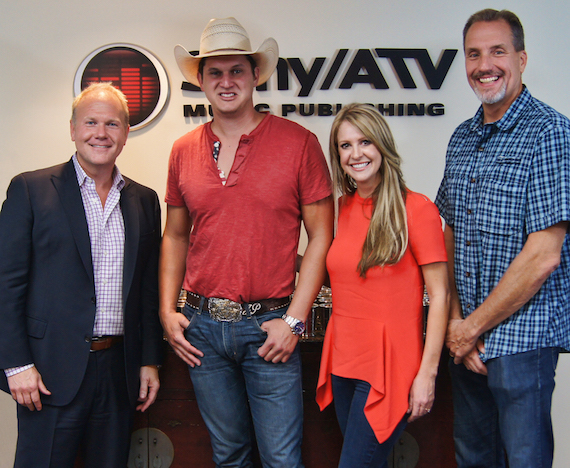 Pictured (L-R): Troy Tomlinson, Sony/ATV; Jon Pardi; Jennifer Johnson, Song Factory; Tom Luteran, Sony/ATV