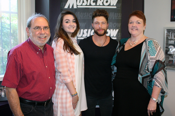 Pictured (L-R): Jerry Duncan Promotions' Jerry Duncan and Laura Prestage, Chris Lane, and Jerry Duncan Promotions' Lisa Smoot.