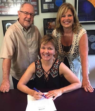 Pictured (L-R): Woody Bomar, Mary Haller, Sheree Spoltore. Photo: Jill Block