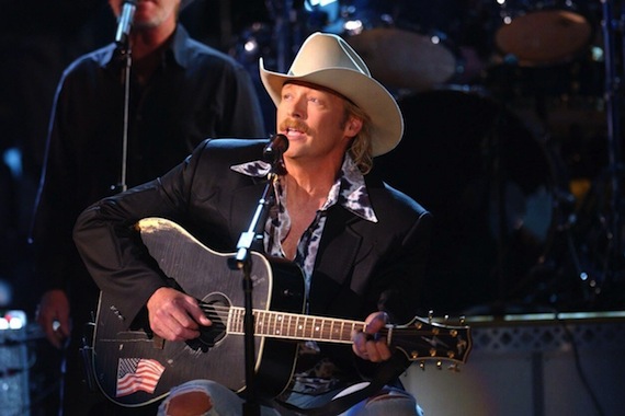 Alan Jackson at the 2001 CMA Awards. Photo: John Russell/CMA