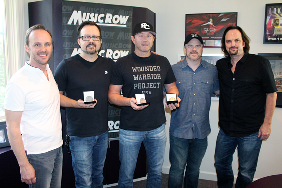 Pictured (L-R): XX, Deric Ruttan, Ben Hayslip, Ben Vaughn, and MusicRow owner/publisher Sherod Robertson