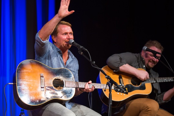 Pictured (L-R): Shane McAnally, Josh Osborne. Photo: Kelli Dirks, CK Photo