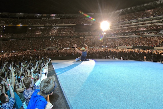 Kenny Chesney at MetLife Stadium. Photo: Jill Trunnell