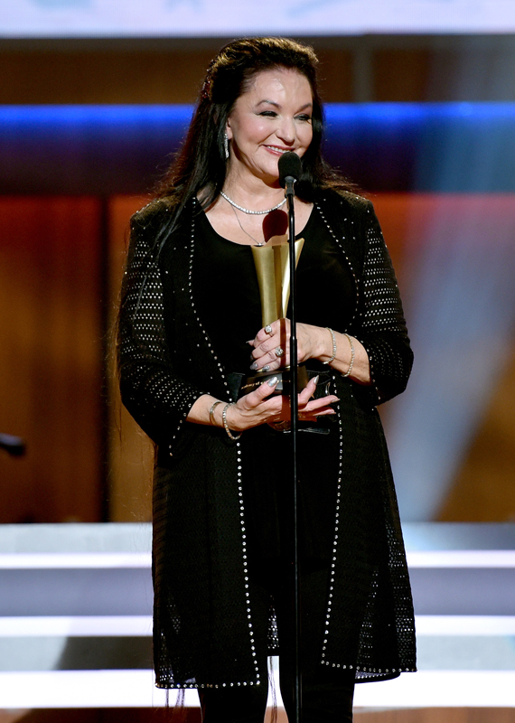 Crystal Gayle receives an award onstage during the 10th Annual ACM Honors at the Ryman Auditorium on August 30, 2016 in Nashville, Tennessee. (Photo by John Shearer/Getty Images for ACM)