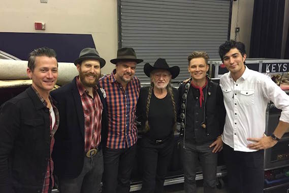 Pictured (L-R): Robbie Harrington (bass), Billy Justineau (keys), Travis McNabb (drums), Willie Nelson, Frankie Ballard, Eddie Robinson (guitar) 