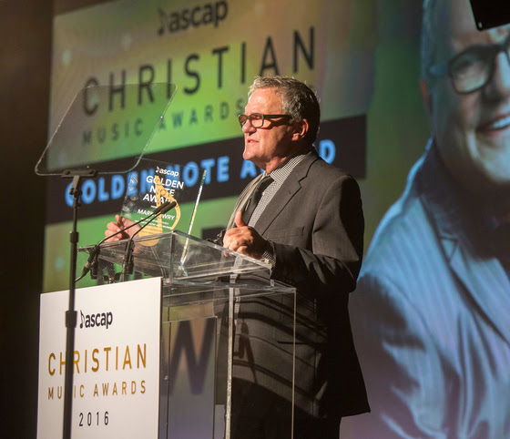 Mark Lowry is honored with the Golden Note Award. Photo: Ed Rode/ASCAP