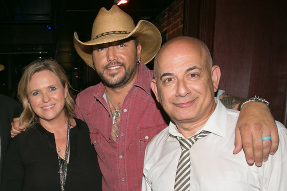 Pictured (L-R): Academy of Country Musics Lisa Lee, Jason Aldean and CBS Jack Sussman. Photo: Katie Kauss