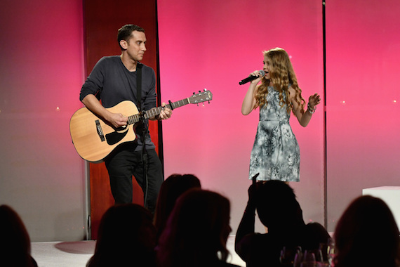 Pictured: Joey Gandolfo and Tegan Marie perform on stage at The Girls' Lounge dinner. Photo: Slaven Vlasic/Getty Images for The Girls' Lounge