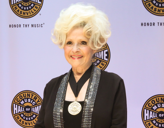 Brenda Lee at the CMHoF Medallion Ceremony Red Carpet. Photo: Bev Moser/Moments By Moser