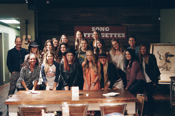 Joining the ladies of Song Suffragettes are YouTube's Margaret Hart and Lindsay Rothschild (far right), Cassetty Entertainment's Todd Cassetty (far left top) and Universal Music Nashville's Amy Jackson (far left front) 