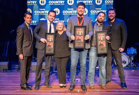 ASCAP VP of Membership Michael Martin (l) congratulates (L-R) Warner Chappell's Travis Carter, Liz Rose Music's Liz Rose, songwriter Corey Crowder, Liz Rose Music's Scott Ponce, and RCA Records Nashville recording artist Chris Young on their ASCAP Top Five Song, "I'm Comin' Over." Photo: Ed Rode