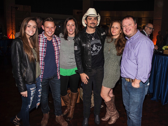 Pictured (L-R): Olivia Laster (Arista Promotion Specialist), Rusty Sherrill (Arista Regional), Abi Fishbone (Arista Regional), Brad Paisley, Lauren Thomas Fowler (Director, National Promotion), Josh Easler (VP Arista Promotion) 