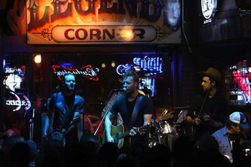 dierks-downtown-3