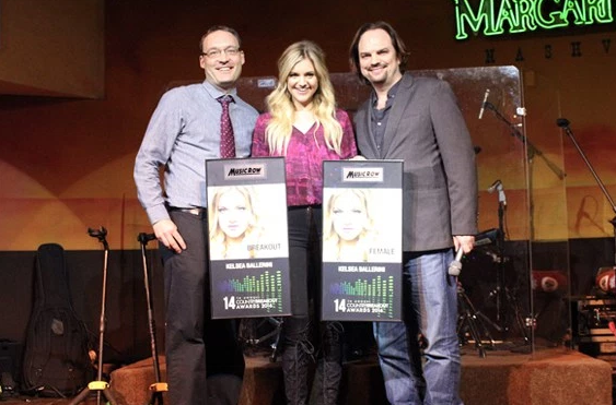 Pictured (L-R): Craig Shelburne, Kelsea Ballerini, Sherod Robertson